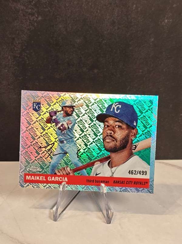 2025 Topps Chrome Platinum - Topps Refractors #37 Maikel Garcia Near Mint