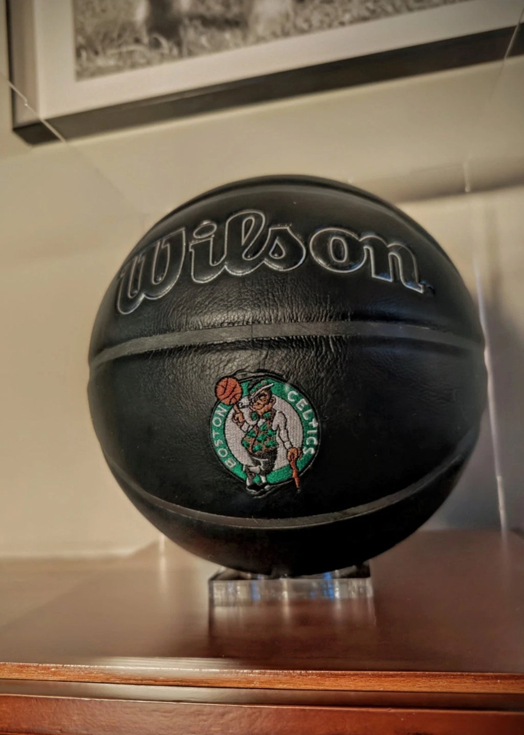 Kevin Garnett Boston Celtics Logo Basket Ball Auto (JSA)