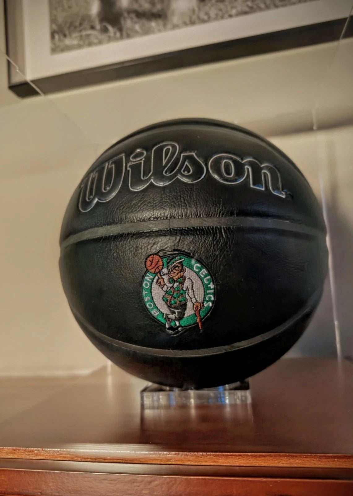 Kevin Garnett Boston Celtics Logo Basket Ball Auto (JSA)